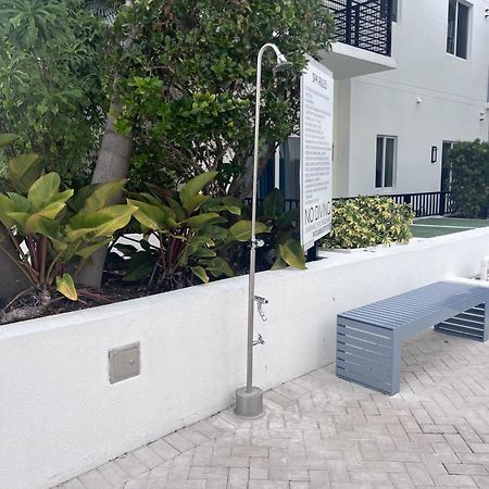 Master Bed Room In Calle Ocho Маямі Екстер'єр фото