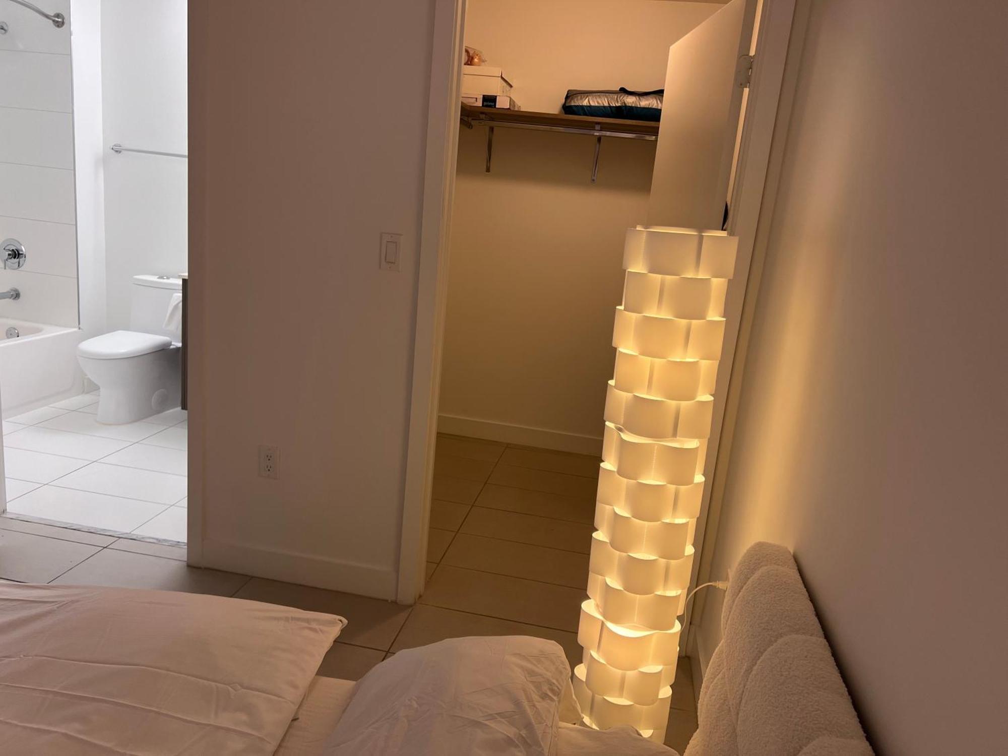 Master Bed Room In Calle Ocho Маямі Екстер'єр фото
