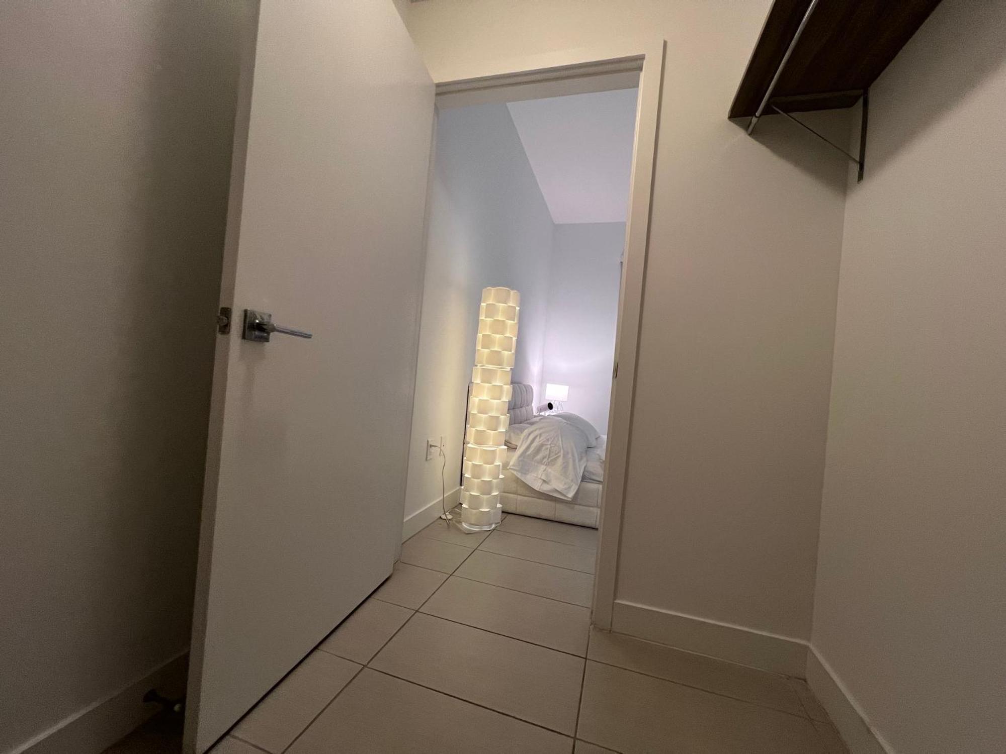 Master Bed Room In Calle Ocho Маямі Екстер'єр фото